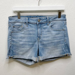 American Eagle Sz 10 Midi Cuffed Light Wash Stretch Denim Jean Shorts Blue